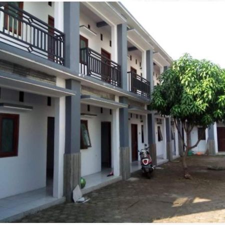 Hotel Griya Anugerah Mojokerto Zewnętrze zdjęcie