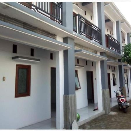 Hotel Griya Anugerah Mojokerto Zewnętrze zdjęcie
