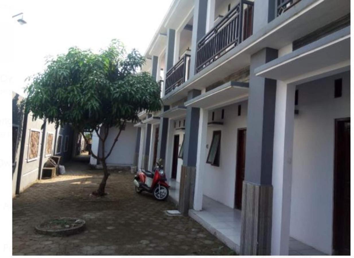 Hotel Griya Anugerah Mojokerto Zewnętrze zdjęcie