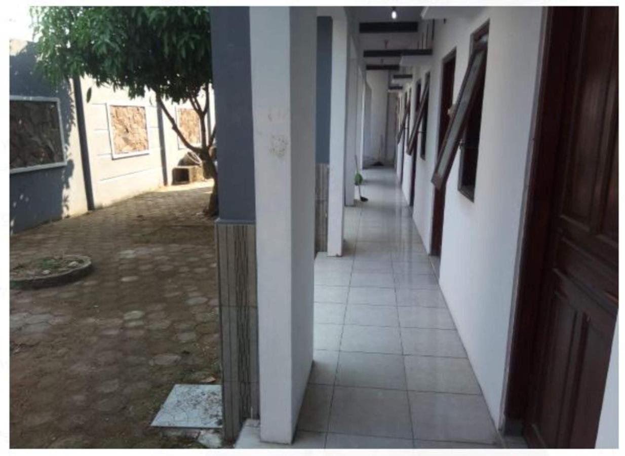 Hotel Griya Anugerah Mojokerto Zewnętrze zdjęcie